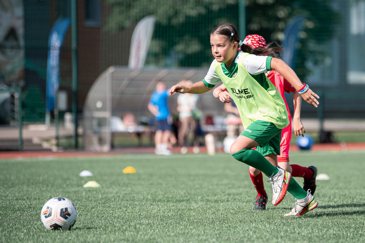 Фоторепортаж с фестиваля футбола для девочек «Мы в игре. Лето» в Москве