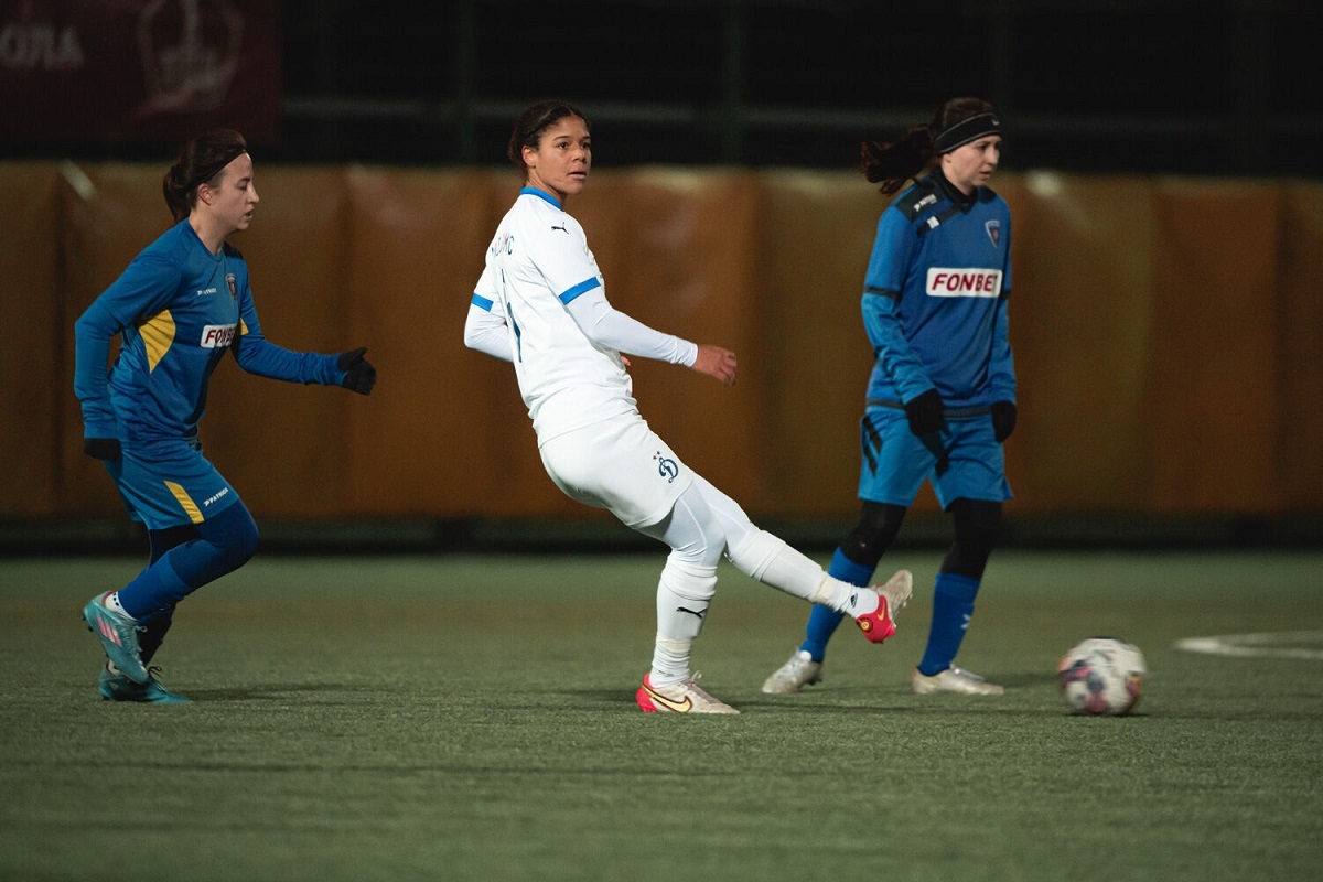 Кайлан Уиллиамс дебютировала за «Динамо» в товарищеском матче против ЖФК «Строгино»
