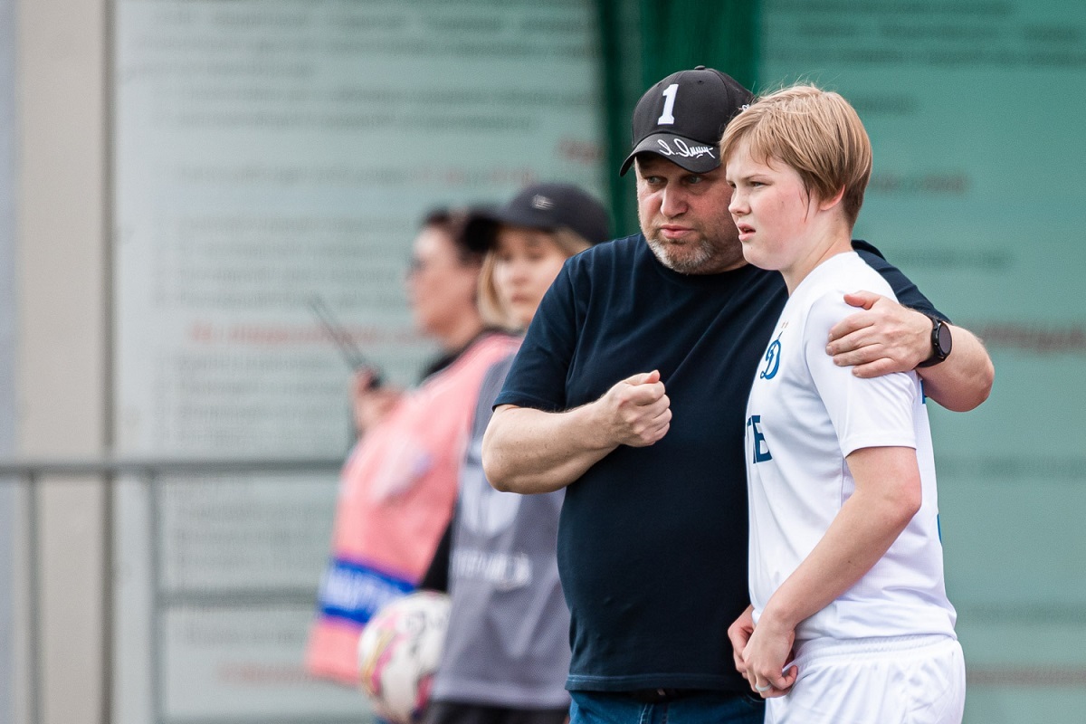 Екатерина Сергеева и главный тренер основной команды ЖФК «Динамо» Сергей Лаврентьев