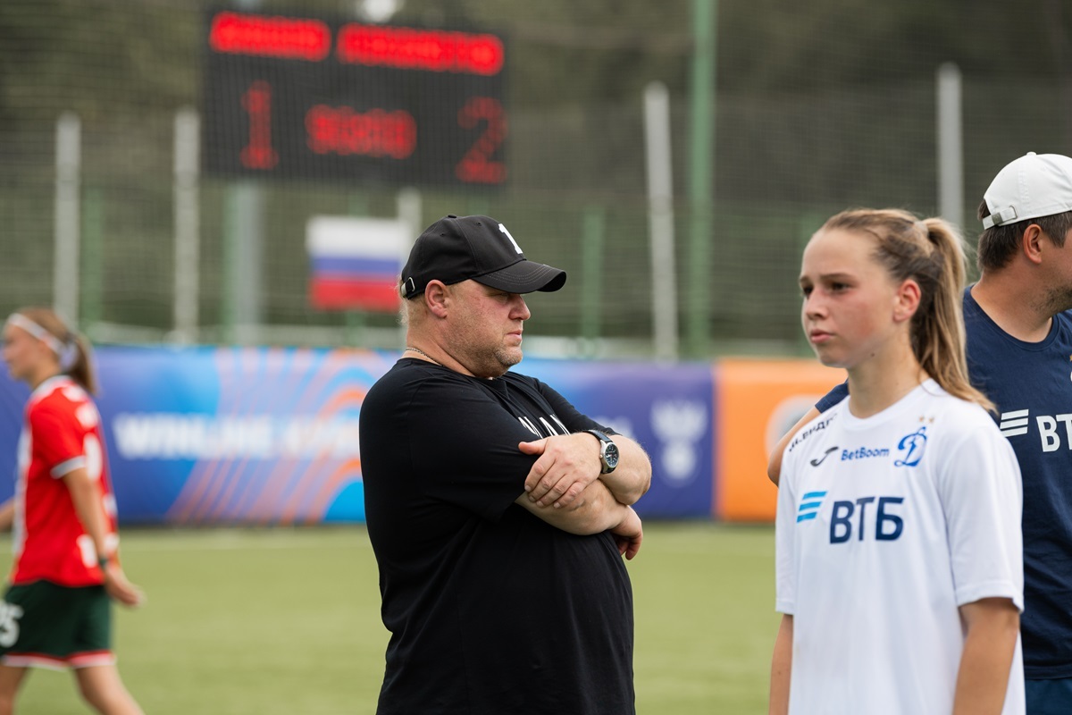 News of the WFC Dynamo Moscow | Sergey Lavrentyev: "We are thinking about how to play reliably in defense and effectively in attack". Official website of the Dynamo club.