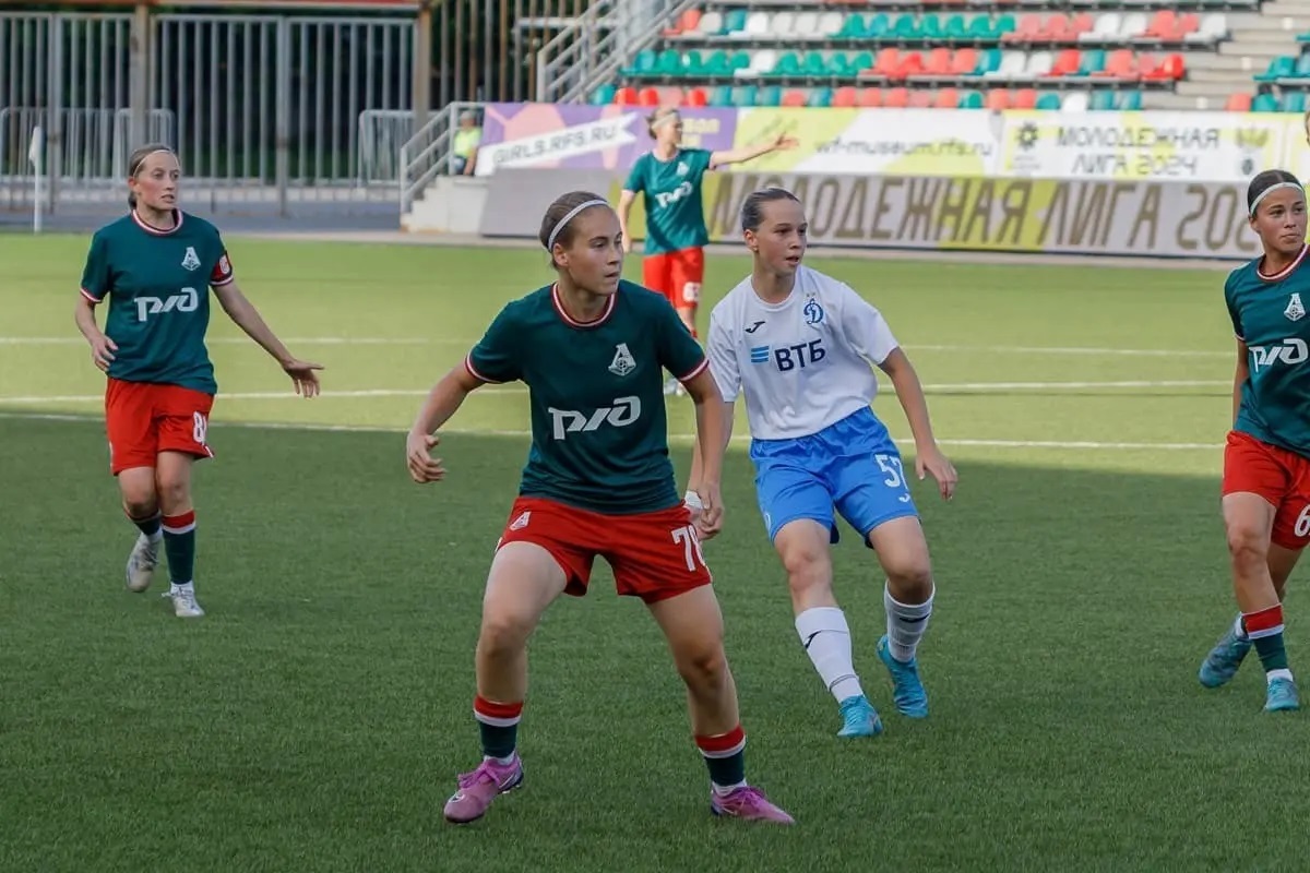 Taisiya Razvorotneva tries to hit the goal of Lokomotiv